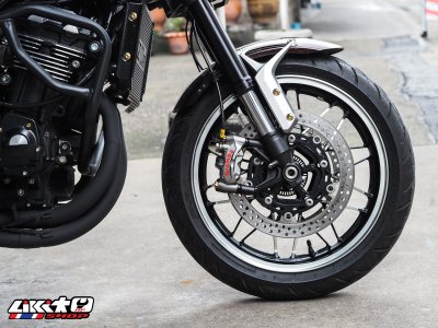 KAWASAKI Z900RS