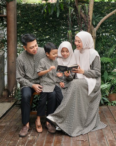 EID 1447H - AIRA SHIRT DAD (Olive Grey)