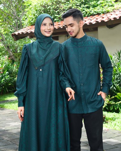 EID SERIES - MUGHALI DRESS (Emerald Green)