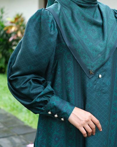 EID SERIES - MUGHALI DRESS (Emerald Green) EID SERIES - MUGHALI DRESS (Emerald Green)