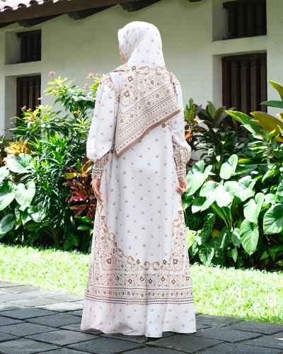 EID SERIES - MUGHALI DRESS (Beige)