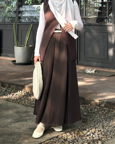 LOUISA VEST & LANA SKIRT SET - Brown