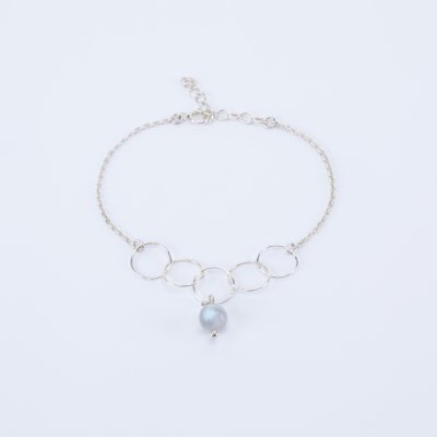 lucent-dawn-labradorite-bracelet