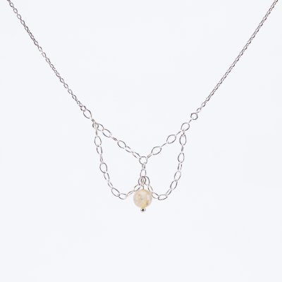 sier-essence-golden-rutilated-necklace