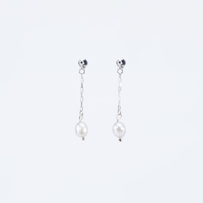 valen-edge-pearl-earring