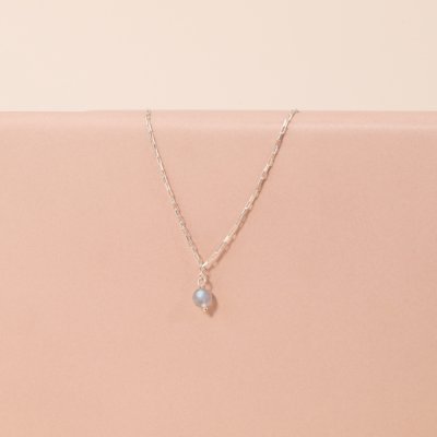 valen-edge-labradorite-bracelet