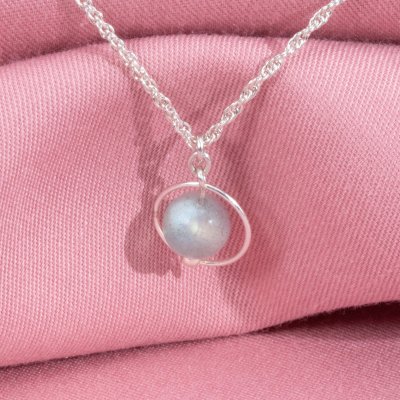 zenith-pillar-labradorite-necklace