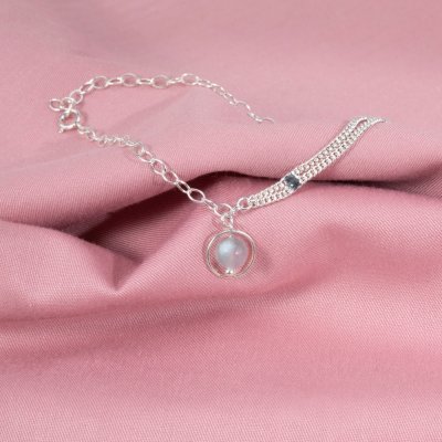 zenith-pillar-labradorite-bracelet