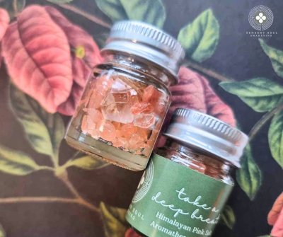 Himalayan Pink Salt Aromatherapy Inhaler with Clear Quartz