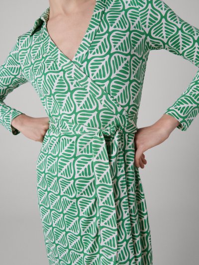 dvf-jeanne-wrap-dress-desert-palm-indian-green-mini.jpg