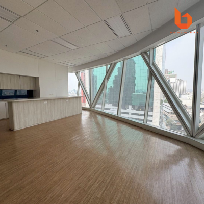 Office for Rent 399 Sqm in Ari–Phahonyothin Area Near BTS Ari  |  Bangkok Office Agency