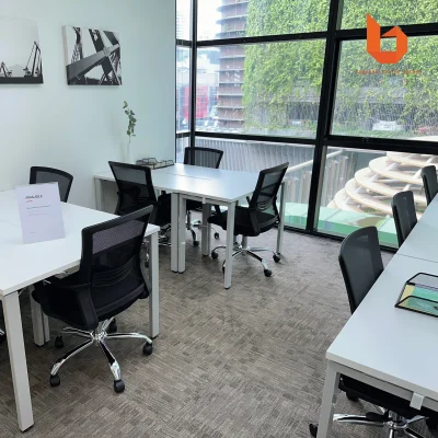 Office for rent connected to BTS Chidlom. Starting from THB 8,950 per person/month
