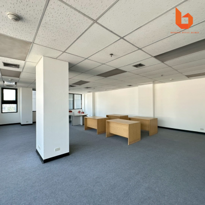 Office for Rent 115 Sqm in Silom CBD Near BTS Sala Daeng / Chong Nonsi  |  Bangkok Office Agency