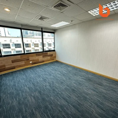 Office Space For Rent Chit Lom 208.25 SQM.