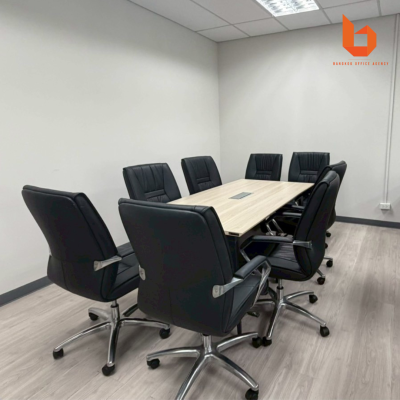 Office space 114 Sqm in Sathorn-Naradhiwas CBD, conveniently located near BTS Chong Nonsi  |  Bangkok Office Agency