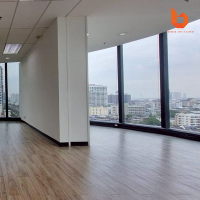 Office for Rent 176 Sqm in Silom–Sathorn CBD Near BTS Chong Nonsi  |  Bangkok Office Agency
