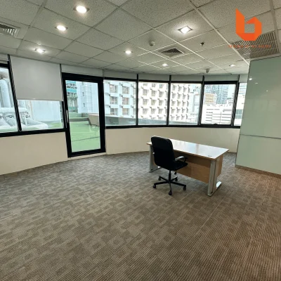 Office Space For Rent Chit Lom 208.25 SQM.