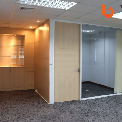 Office space for rent Chidlom 133 SQM. Fully Fitted