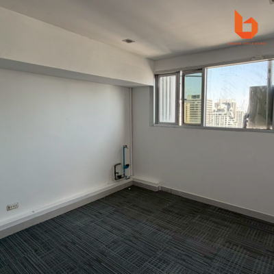 Office for Rent 341.41 Sqm in Sukhumvit CBD Near BTS Nana  |  Bangkok Office Agency