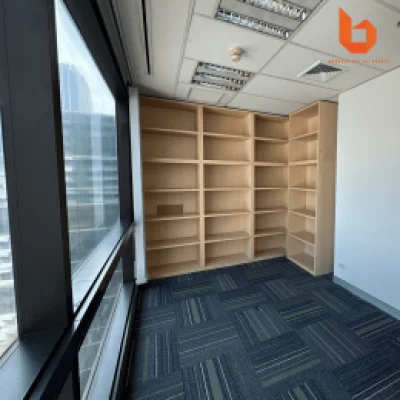 Office For Rent near BTS Chidlom  231 SQM.