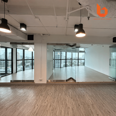 อาคารบางกอกบิสซิเนสเซ็นเตอร์ อาคารบางกอกบิสซิเนสเซ็นเตอร์