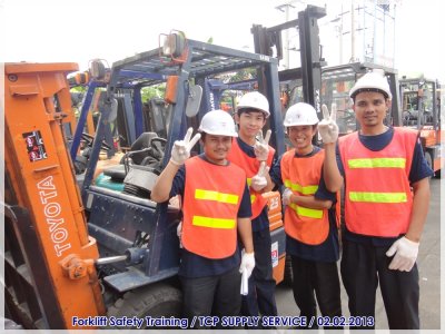 FORKLIFT OPERATOR TRAINING