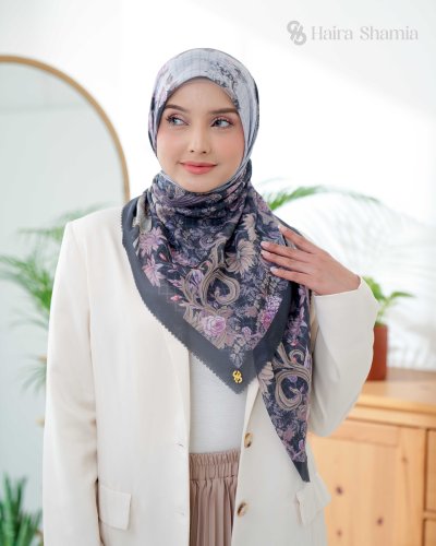 Haira Shamia ALIZA series - MIDNIGHT Hijab Scarf Haira Shamia ALIZA series - MIDNIGHT Hijab Scarf