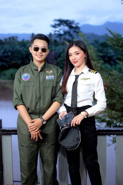 รีวิว ชุดนักบิน