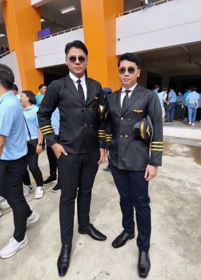 รีวิว ชุดกัปตันนักบิน