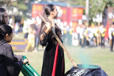 รีวิว ชุดแม่มด