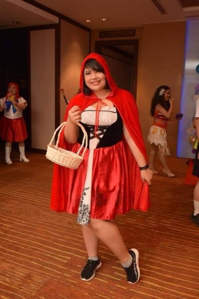 รีวิว ชุดหนูน้อยหมวกแดง