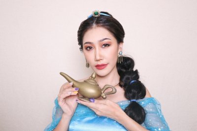 รีวิว ชุดเจ้าหญิงจัสมิน
