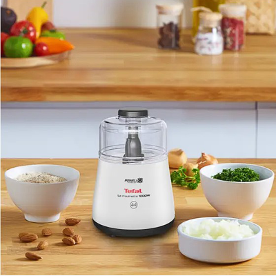 TEFAL Food Chopper Model DPA130, 1000 Watts, 0.3 Liters.