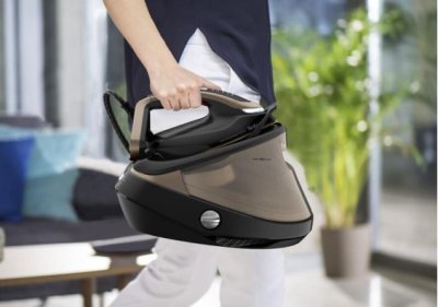 TEFAL  เตารีดแรงดันไอน้ำ รุ่น  GV9820TI
