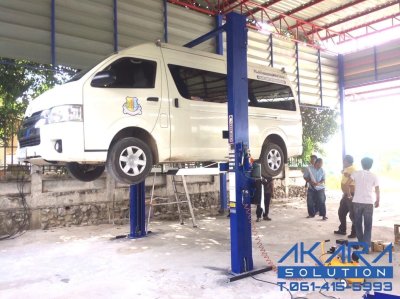 ลิฟท์ยกรถ CARLEO SL-303SBW 4.5 ตัน คานบน