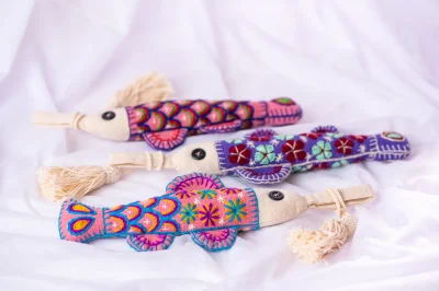 พวงกุญแจตุ๊กตาปลายาว Long fish doll keychain