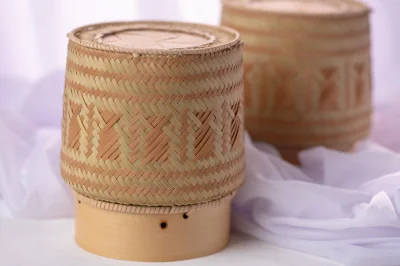 กระติบข้าวที่ระลึกลายภาพเขียนสี"ผาแต้ม"