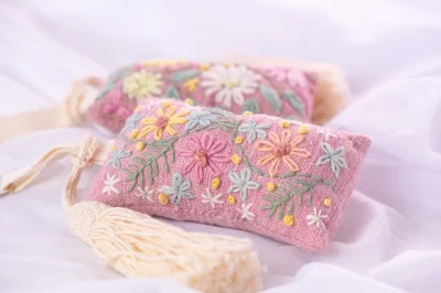 พวงกุญแจหมอนจิ๋ว Mini pillow keychain