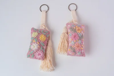 พวงกุญแจหมอนจิ๋ว Mini pillow keychain