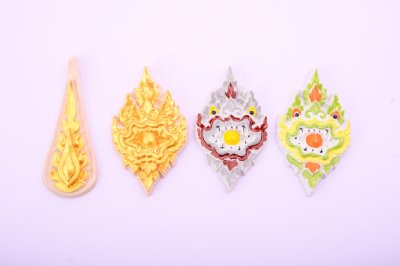 Chue Chang Temple Ceramic -Lion Face and Small Lotus Petal
