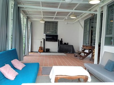 Aran Hostel Pasak Riverside