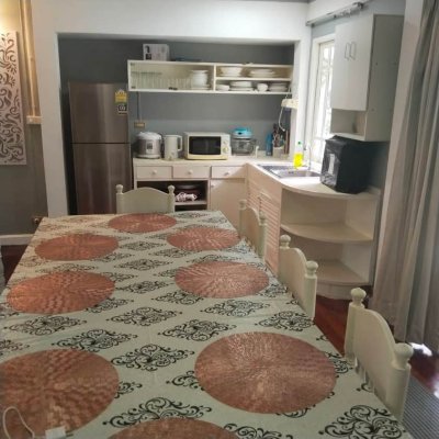 Aran Hostel Pasak Riverside