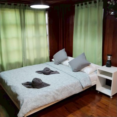 Aran Hostel & Cafe
