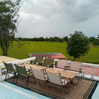 Aran Hostel&Cafe Nakorn Sawan