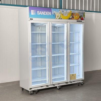 ตู้แช่เย็น 3 ประตู Sanden รุ่น YPC-1650