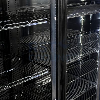 ตู้แช่เย็น 3 ประตู Sanden รุ่น YPC-1650 Black