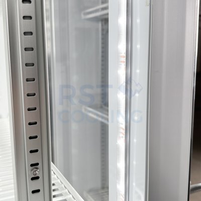 ตู้แช่เย็น 2 ประตู Sanden รุ่น OEM-1205i