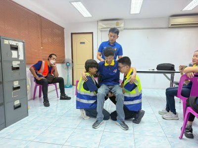 การฝึกอบรมหลักสูตรดับเพลิงและซ้อมอพยพหนีไฟประจำปี 2568