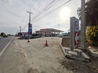 Esso Synergy NTI Sor. Meechok จ.ลพบุรี