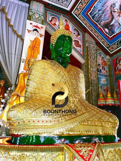 พระแก้วมรกต หน้าตัก 40 นิ้ว พิมพ์ใหม่